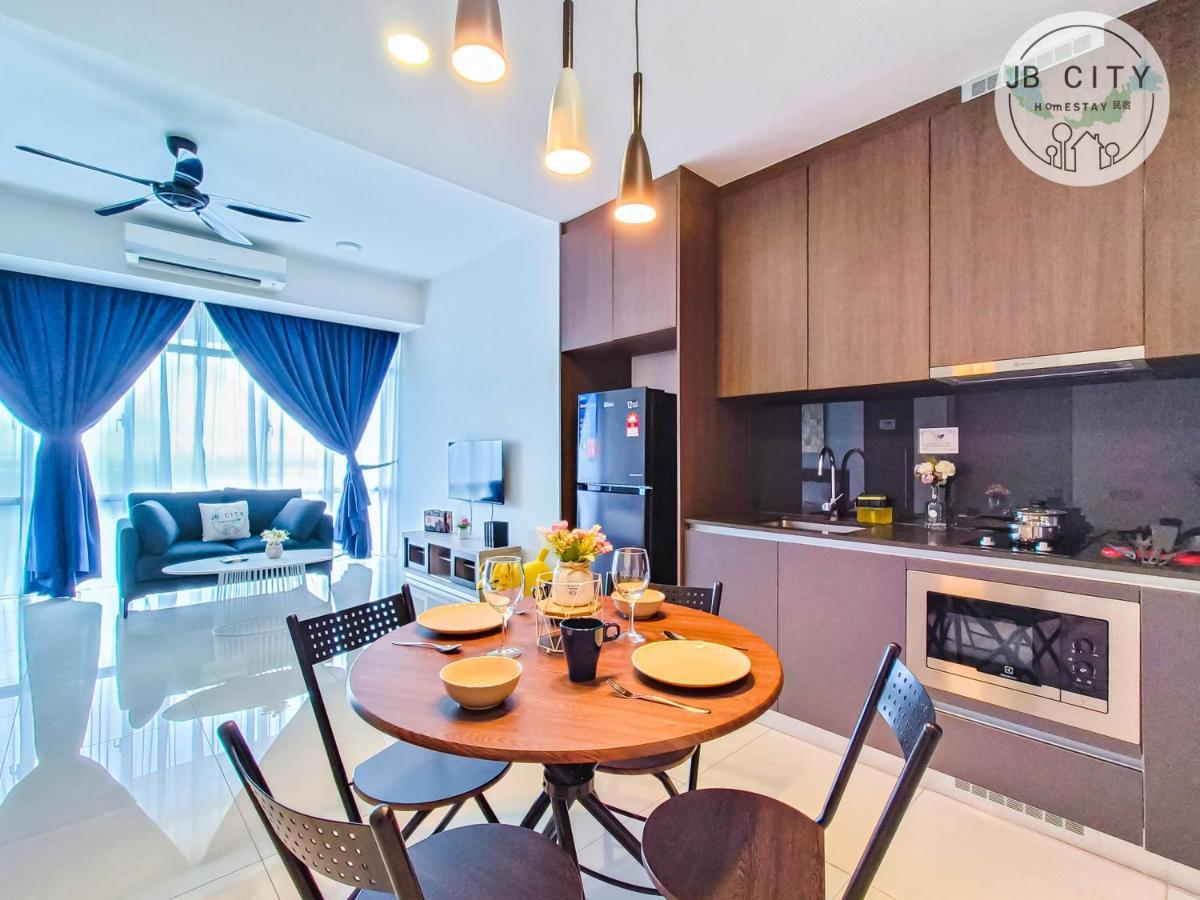 Grand Medini Suites By Rr Jbcity Nusajaya  Exterior foto